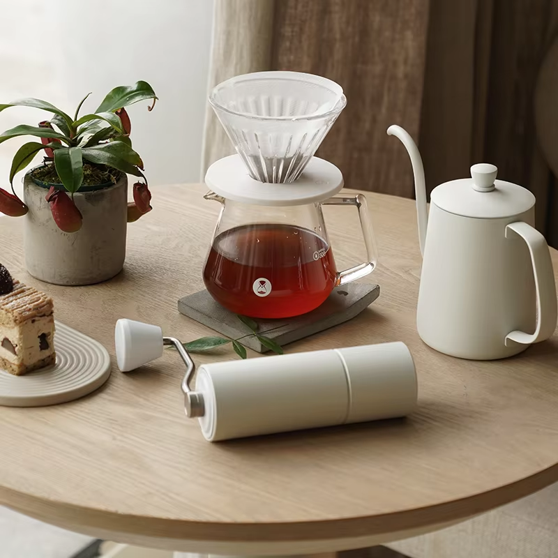Chestnut C3 Manual Coffee Grinder Portable Pour over Espresso Grinder S2C Burr inside Hand Grinder with Double Bearing