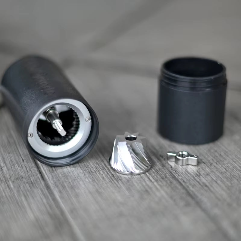 Kingrinder P0/P2 Lightweight Manual Hand Coffee Grinder for Moka Pot Drip with Assembly Consistency Stainless Steel Burr